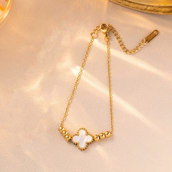Gold-Plated White Clover Bracelet – Anti-Tarnish Stainless Steel