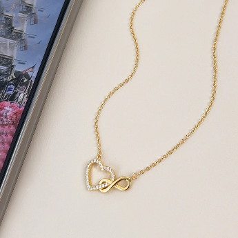 Gold-Plated Infinity Heart Pendant – Anti-Tarnish Stainless Steel