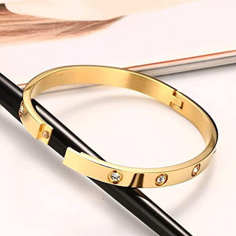 Contemporary Gold-Plated Love AD Bracelet – Anti-Tarnish Stainless Steel