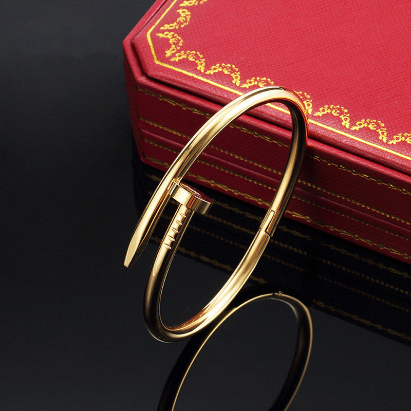 Gold-Plated Stainless Steel Nail Bracelet – Anti-Tarnish Finish