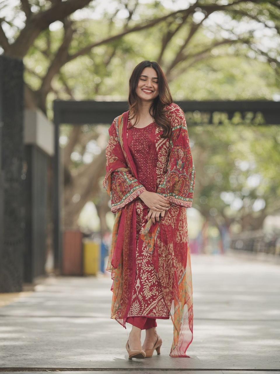 Maroon Pure Cotton Print Pakistani Suits