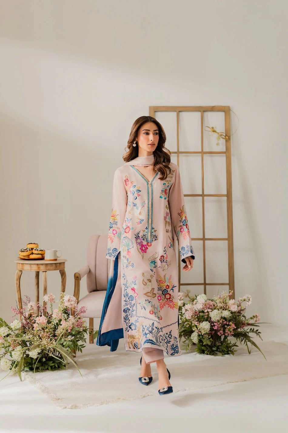 Floral Fusion 3-Piece Printed Suit Set | Cotton Blend Top, Crepe Pants & Chiffon Dupatta