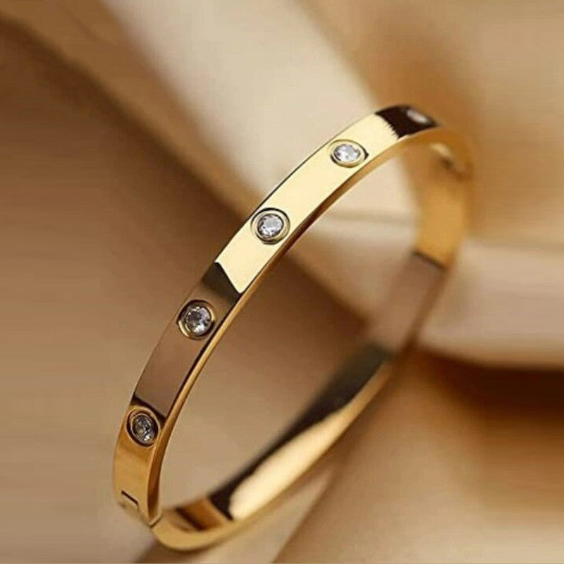 Contemporary Gold-Plated Love AD Bracelet – Anti-Tarnish Stainless Steel