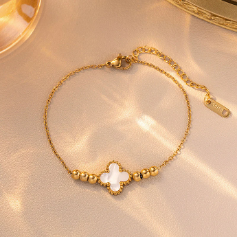 Gold-Plated White Clover Bracelet – Anti-Tarnish Stainless Steel