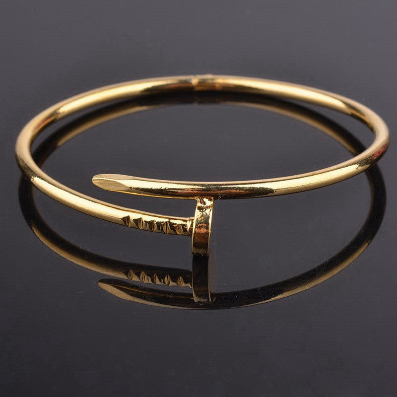 Gold-Plated Stainless Steel Nail Bracelet – Anti-Tarnish Finish
