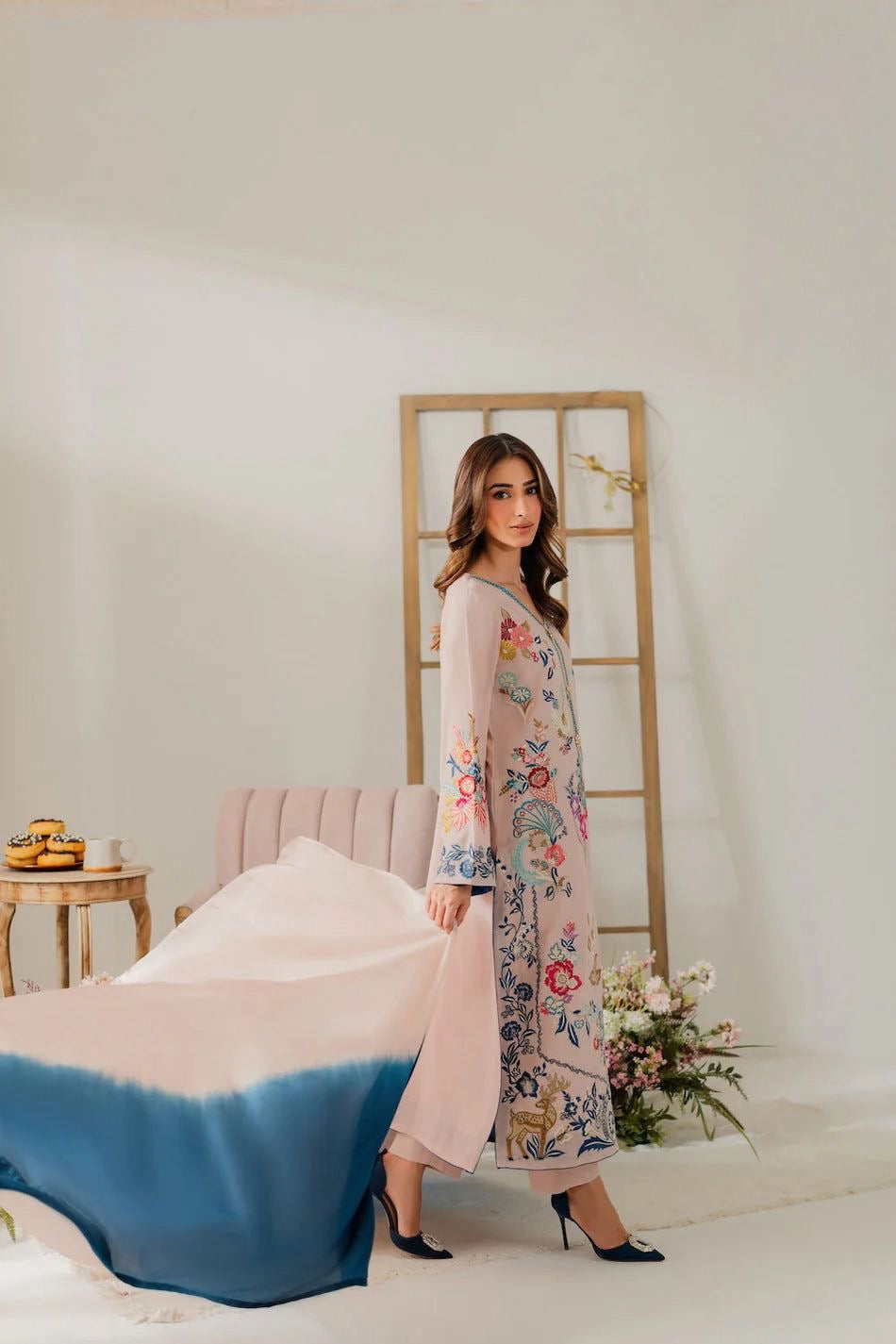 Floral Fusion 3-Piece Printed Suit Set | Cotton Blend Top, Crepe Pants & Chiffon Dupatta