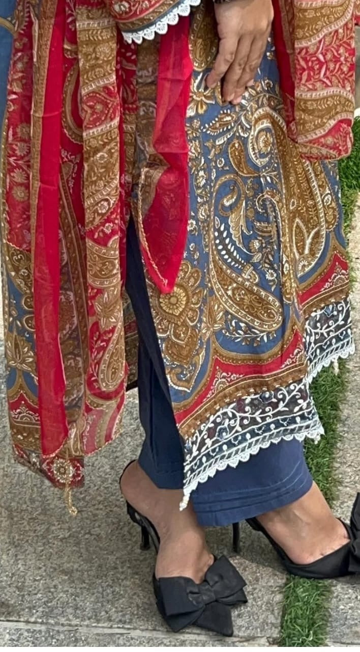 Elegance made easy ✨ A beautifully stitched set with vibrant prints and stunning detailing.