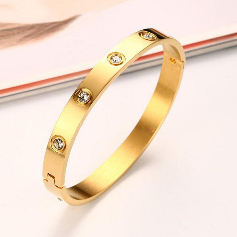 Contemporary Gold-Plated Love AD Bracelet – Anti-Tarnish Stainless Steel