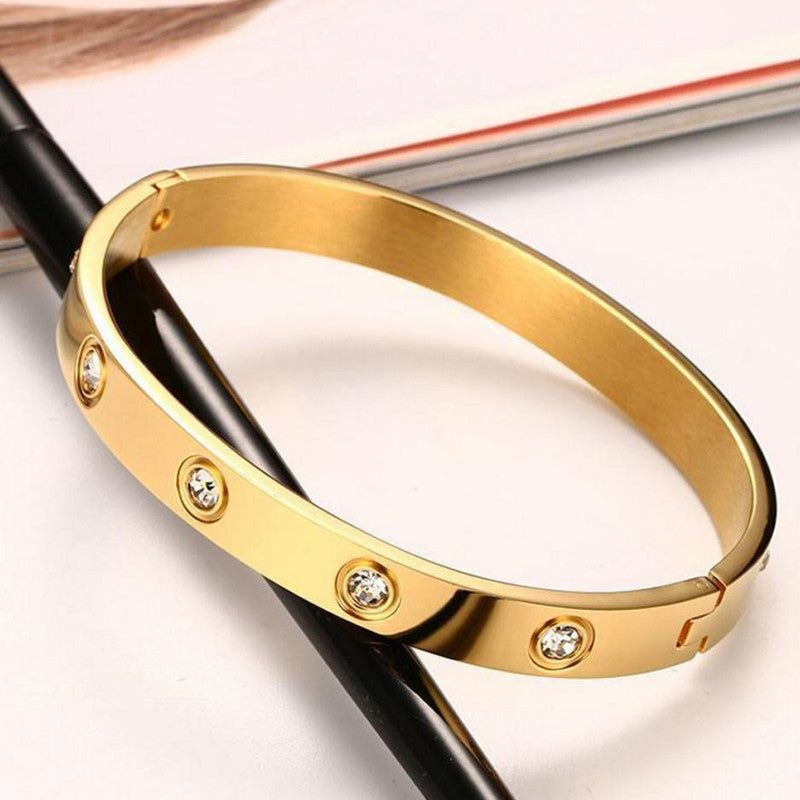 Contemporary Gold-Plated Love AD Bracelet – Anti-Tarnish Stainless Steel