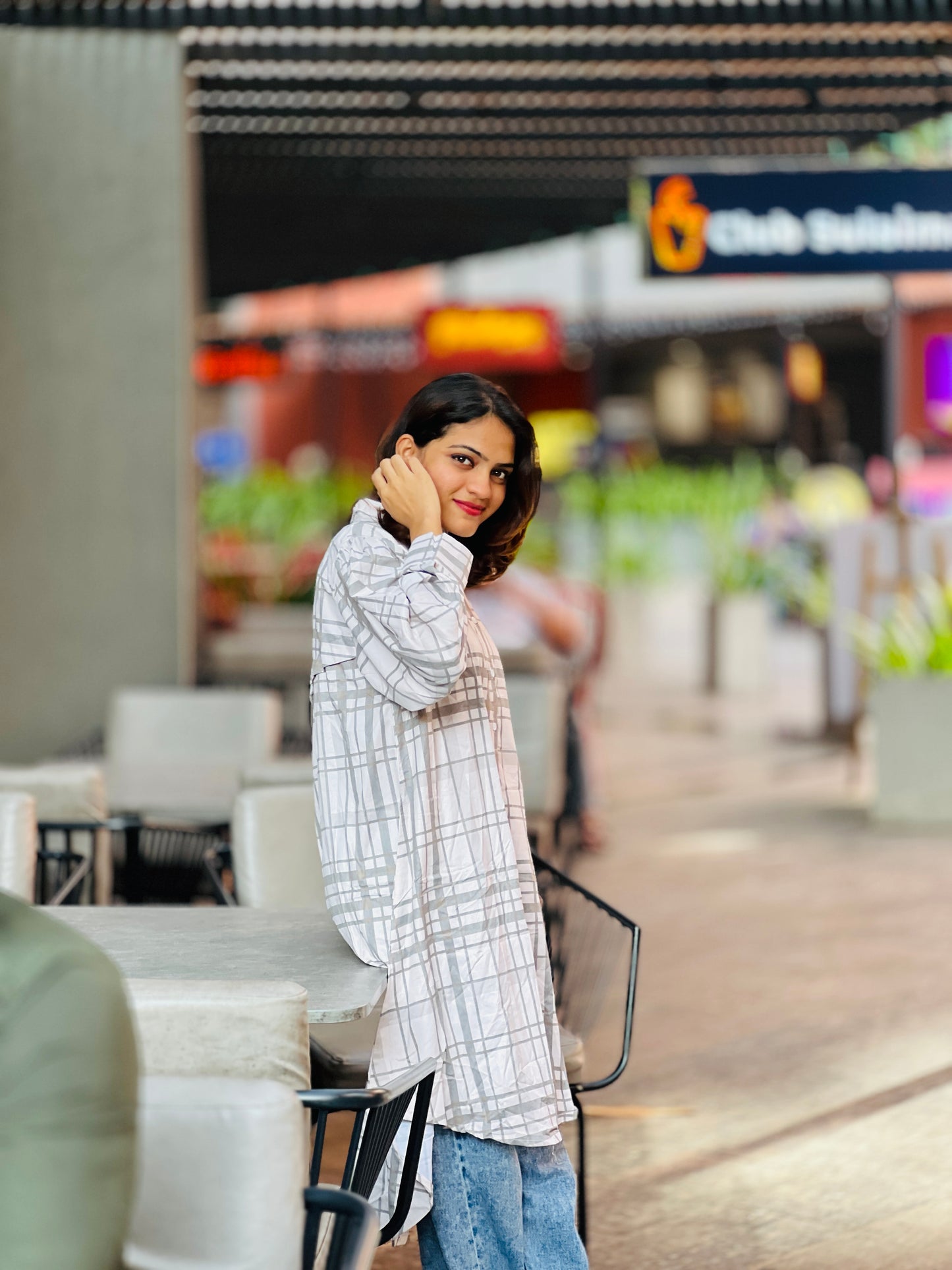 Weekend Essentials: Oversized Shirts & Denim Love
