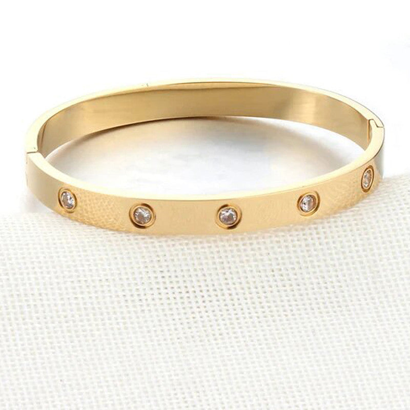 Contemporary Gold-Plated Love AD Bracelet – Anti-Tarnish Stainless Steel
