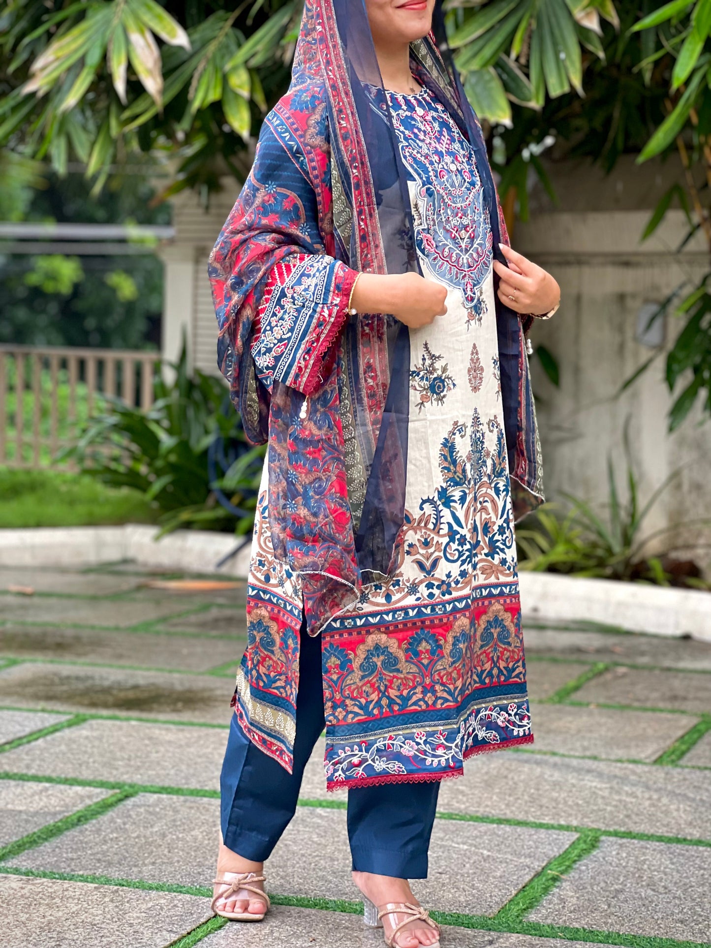 Premium Stitched Pakistani Suit – Cotton with Embroidery & Printed Dupatta chiffon