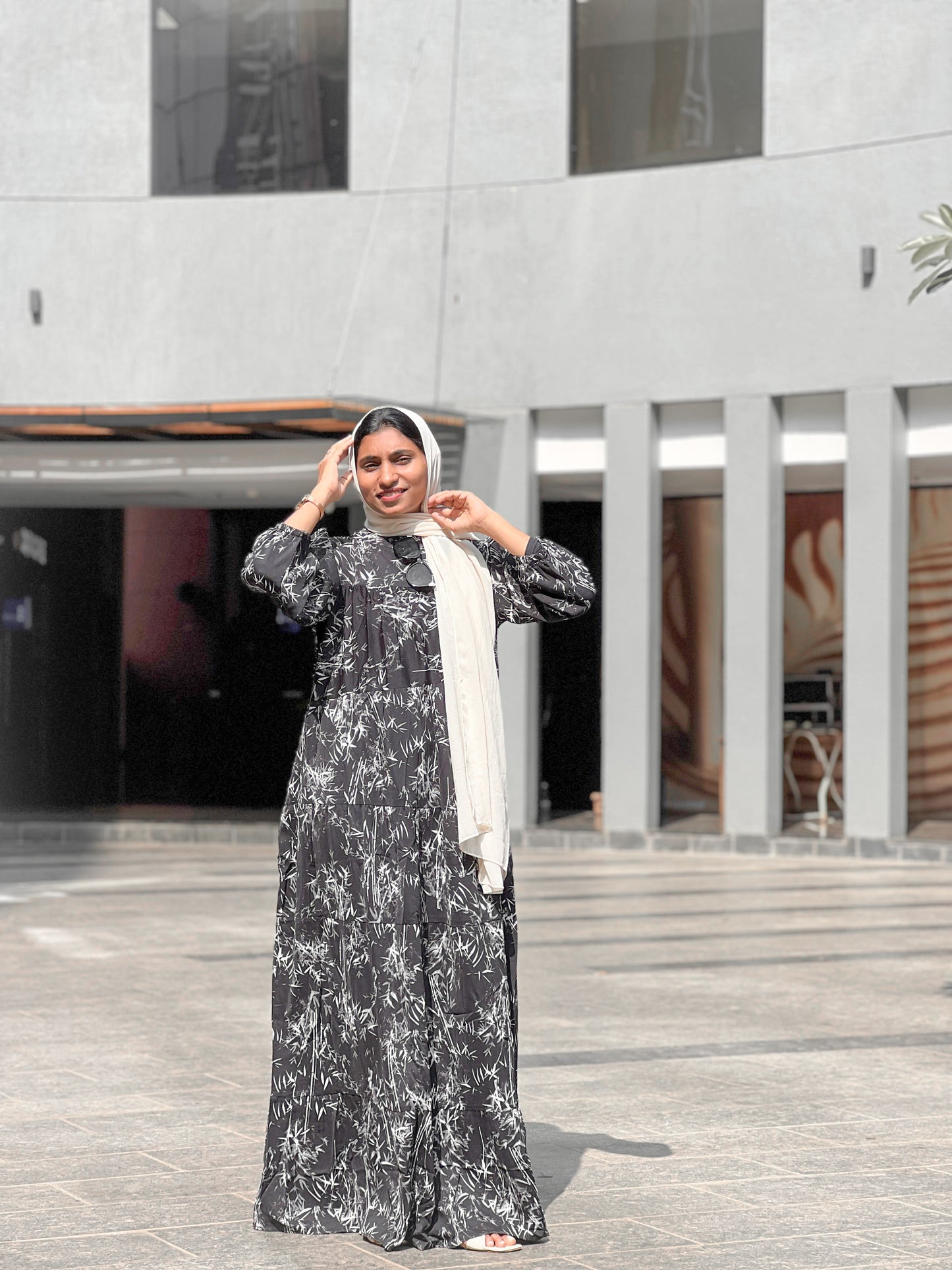 Elegant Bamboo Print Maxi Dress – Black & White